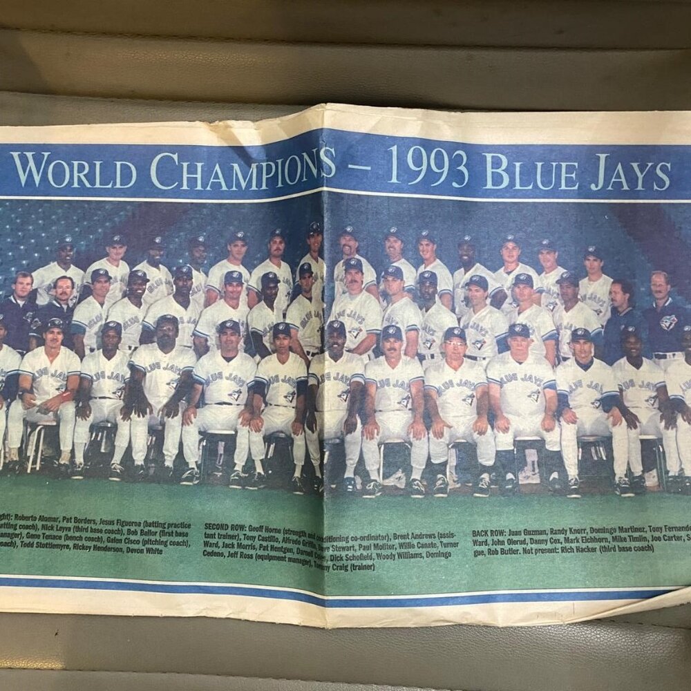 Toronto Star - Blue Jays World Series Team Photo Full page pullout (1993)
